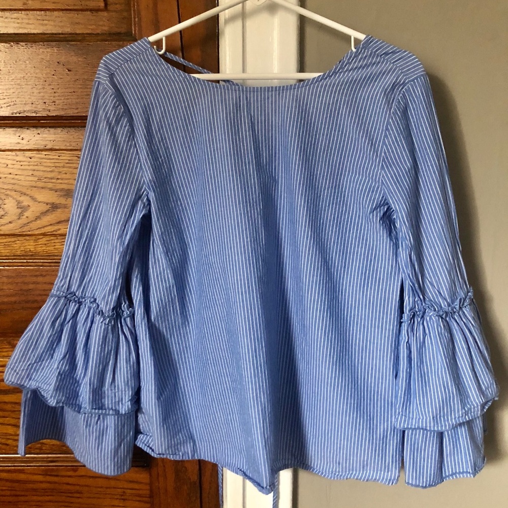 Loft blue striped top